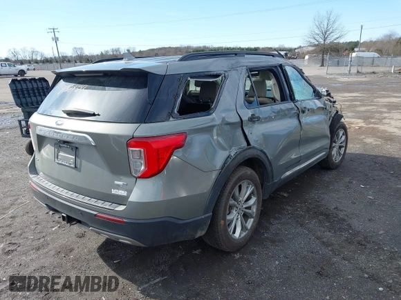 2020 Ford Explorer XLT with VIN 1FMSK8DH0LGB90584, listed as a IAAI auction lot 41524542 with 73,030 mi miles. Bid and sale history available at carsss.com. Image 4.