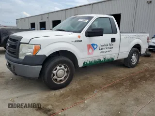 2014 Ford F-150 XL с VIN 1FTMF1CM0EFC27214, выставлен на аукционе Copart как лот 58445355 с пробегом 195 996 миль миль и Чистый • Clean title. История ставок и продаж доступна на DreamBid. Изображение 1.