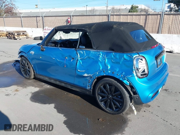 2019 MINI Convertible Cooper S with VIN WMWWG9C50K3J31011, listed as a IAAI auction lot 41332186 with 82,105 mi miles. Bid and sale history available at carsss.com. Image 3.