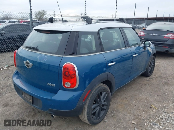 2012 MINI Countryman with VIN WMWZB3C59CWM06836, listed as a IAAI auction lot 41690459 with 172,163 mi miles and . Bid and sale history available at DreamBid. Image 4.