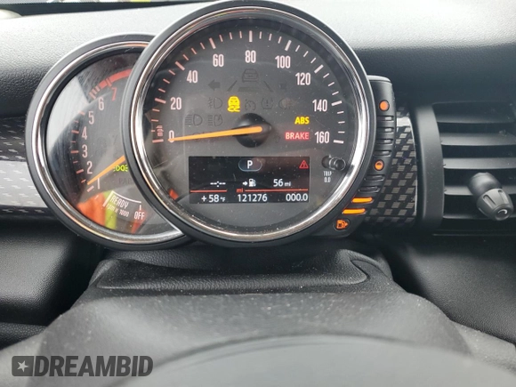 2014 MINI Hardtop S with VIN WMWXM7C57ET987069, listed as a Copart auction lot 52147955 with 121,276 mi miles and Salvage Title. Bid and sale history available at DreamBid. Image 9.