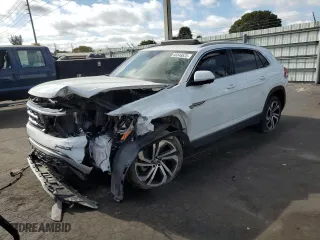 2021 Volkswagen Atlas Cross Sport 3.6L V6 SEL Premium with VIN 1V2TE2CA4MC220064, listed as a Copart auction lot 88348835 with 41,939 mi miles and Salvage Title. Bid and sale history available at carsss.com. Image 1.