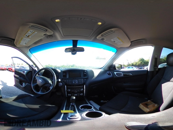 2014 Nissan Pathfinder SV with VIN 5N1AR2MM1EC682262, listed as a IAAI auction lot 42132205 with 235,107 mi miles. Bid and sale history available at carsss.com. Image 19.