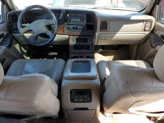 2003 Chevrolet Tahoe Z71 with VIN 1GNEK13Z83R266938, listed as a Copart auction lot 48925335 with 0 mi miles and Salvage Title. Bid and sale history available at carsss.com. Image 8.
