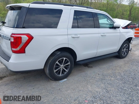2019 Ford Expedition XLT with VIN 1FMJU1JT0KEA72504, listed as a IAAI auction lot 42123316 with 118,906 mi miles and . Bid and sale history available at DreamBid. Image 4.