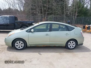 2008 Toyota Prius with VIN JTDKB20U087738255, listed as a IAAI auction lot 42091303 with 233,000 mi miles. Bid and sale history available at carsss.com. Image 12.