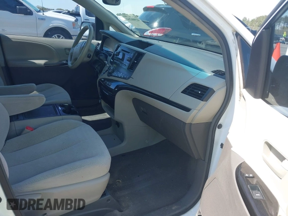 2014 Toyota Sienna LE AAS с VIN 5TDKK3DC4ES491637, выставлен на аукционе IAAI как лот 41906264 с пробегом 174 835 миль миль и . История ставок и продаж доступна на DreamBid. Изображение 5.