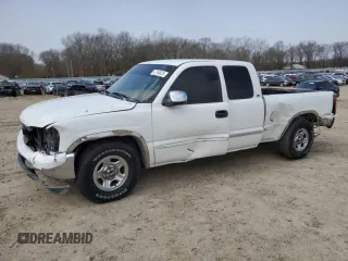 1999 GMC New Sierra 1500 SLE with VIN 2GTEC19T3X1507750, listed as a Copart auction lot 47764825 with 388,182 mi miles and Salvage Title. Bid and sale history available at carsss.com. Image 1.
