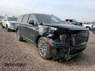 2023 GMC Yukon Denali Ultimate with VIN 1GKS2EKL7PR381606, listed as a Copart auction lot 43817325 with 27,272 mi miles and Salvage Title. Bid and sale history available at carsss.com. Image 11.