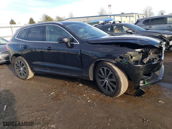 2020 Volvo XC60 Momentum with VIN YV4102RK6L1601784, listed as a Copart auction lot 45097535 with 62,984 mi miles and Salvage Title. Bid and sale history available at carsss.com. Image 4.
