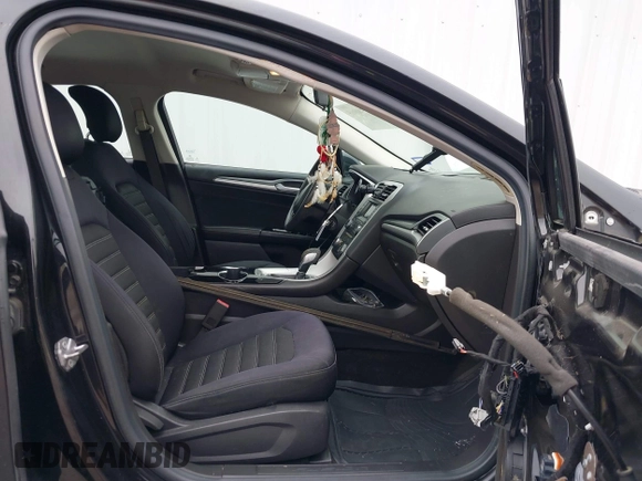 2014 Ford Fusion SE with VIN 3FA6P0H77ER318380, listed as a IAAI auction lot 41540965 with 201,502 mi miles. Bid and sale history available at carsss.com. Image 5.