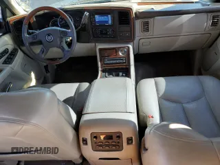 2004 Cadillac Escalade z VIN 1GYEC63T04R149591, wystawiony jako Copart lot #56020425 z przebiegiem 163 088 mil mil oraz Szkoda całkowita • Salvage title. Historia ofert i sprzedaży dostępna na DreamBid. Obrazek 8.