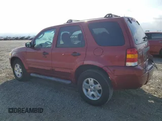 2007 Ford Escape XLT with VIN 1FMCU03147KB99005, listed as a Copart auction lot 76343974 with 142,759 mi miles and Salvage Title. Bid and sale history available at carsss.com. Image 2.