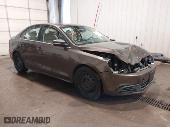 2014 Volkswagen Jetta TDI w/Premium with VIN 3VWLL7AJ1EM358214, listed as a IAAI auction lot 42148435 with 174,923 mi miles and . Bid and sale history available at DreamBid. Image 1.