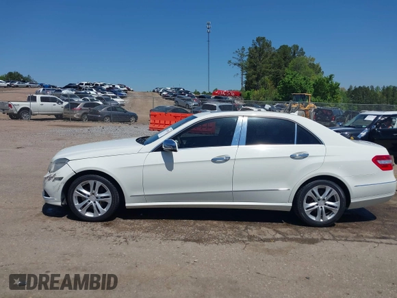 2011 Mercedes-Benz E 350 Luxury with VIN WDDHF5GB3BA271787, listed as a IAAI auction lot 42013828 with 178,538 mi miles and . Bid and sale history available at DreamBid. Image 14.