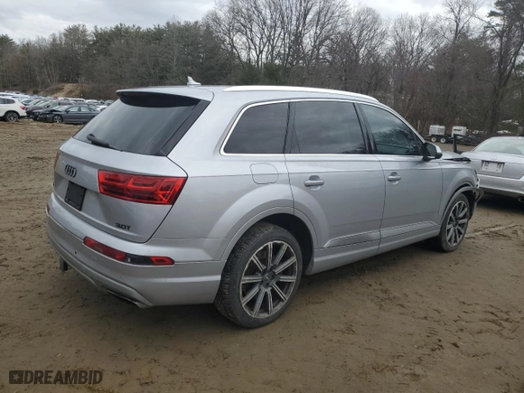 2017 Audi Q7 Premium Plus with VIN WA1LAAF75HD026905, listed as a Copart auction lot 46150935 with 155,603 mi miles and Salvage Title. Bid and sale history available at carsss.com. Image 3.