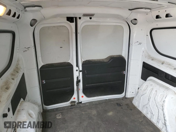 2017 Ram ProMaster City Cargo Tradesman z VIN ZFBERFAB1H6D93665, wystawiony jako Copart lot #53328285 z przebiegiem 157 559 mil mil oraz Czysty tytuł • Clean title. Historia ofert i sprzedaży dostępna na DreamBid. Obrazek 10.