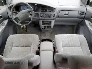 2003 Toyota Sienna CE with VIN 4T3ZF19C73U552152, listed as a Copart auction lot 84008434 with 150,744 mi miles and Non Repairable. Bid and sale history available at carsss.com. Image 8.