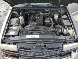 2000 Chevrolet S-10 LS with VIN 1GCCS1447Y8109286, listed as a Copart auction lot 87092494 with 167,214 mi miles and Salvage Title. Bid and sale history available at carsss.com. Image 12.