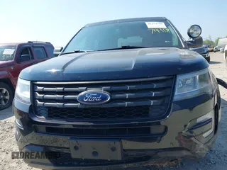 2017 Ford Police Interceptor Utility with VIN 1FM5K8AR2HGC56862, listed as a IAAI auction lot 42274409 with 92,662 mi miles and . Bid and sale history available at DreamBid. Image 12.