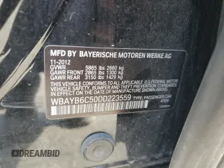 2013 BMW 7 Series 750i xDrive z VIN WBAYB6C50DD223559, wystawiony jako Copart lot #54000435 z przebiegiem 265 821 mil mil oraz Czysty tytuł • Clean title. Historia ofert i sprzedaży dostępna na DreamBid. Obrazek 12.