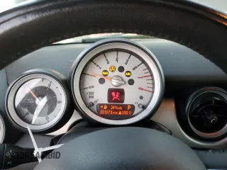2009 MINI Convertible с VIN WMWMR335X9TU95882, выставлен на аукционе Copart как лот 85075864 с пробегом 101 873 миль миль и Чистый • Clean title. История ставок и продаж доступна на DreamBid. Изображение 9.