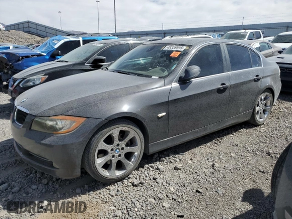 2006 BMW 3 Series 330i z VIN WBAVB33526KS32828, wystawiony jako Copart lot #48359995 z przebiegiem 121 936 mil mil oraz Szkoda całkowita • Salvage title. Historia ofert i sprzedaży dostępna na DreamBid. Obrazek 1.