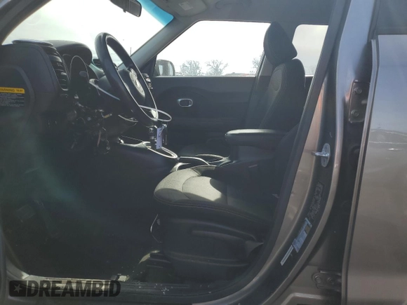 2014 Kia Soul + with VIN KNDJP3A50E7073590, listed as a Copart auction lot 46593815 with 116,686 mi miles and Salvage Title. Bid and sale history available at DreamBid. Image 7.