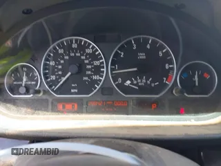 2005 BMW 3 Series 330i с VIN WBAEV53445KM40931, выставлен на аукционе IAAI как лот 42061235 с пробегом 298 421 миль миль и . История ставок и продаж доступна на DreamBid. Изображение 7.
