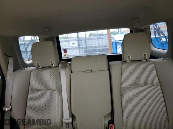 2018 Toyota 4Runner SR5 z VIN JTEBU5JR5J5497862, wystawiony jako Copart lot #59204945 z przebiegiem 50 602 mil mil oraz Szkoda całkowita • Salvage title. Historia ofert i sprzedaży dostępna na DreamBid. Obrazek 10.