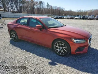 2020 Volvo S60 Momentum with VIN 7JR102FK8LG056791, listed as a Copart auction lot 48319515 with 37,640 mi miles and Salvage Title. Bid and sale history available at carsss.com. Image 4.