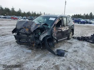 2015 Nissan Rogue Select S with VIN JN8AS5MV9FW250123, listed as a IAAI auction lot 41330284 with 186,510 mi miles. Bid and sale history available at carsss.com. Image 2.