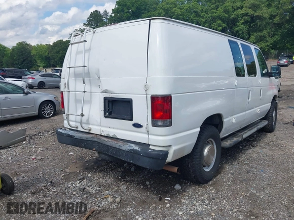 2011 Ford Econoline Cargo Commercial z VIN 1FTNE2EW4BDB15566, wystawiony jako IAAI lot #42344830 z przebiegiem 165 580 mil mil oraz . Historia ofert i sprzedaży dostępna na DreamBid. Obrazek 4.