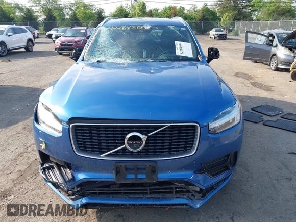2019 Volvo XC90 R-Design z VIN YV4A22PM5K1429793, wystawiony jako IAAI lot #42284500 z przebiegiem 62 028 mil mil oraz . Historia ofert i sprzedaży dostępna na DreamBid. Obrazek 12.