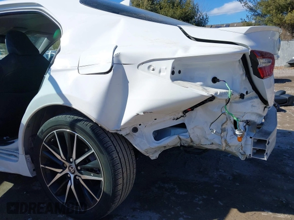 2023 Toyota Camry SE z VIN 4T1G11BK2PU076186, wystawiony jako IAAI lot #41602143 z przebiegiem 18 307 mil mil oraz . Historia ofert i sprzedaży dostępna na DreamBid. Obrazek 17.