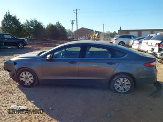 2013 Ford Fusion S with VIN 3FA6P0G79DR236862, listed as a IAAI auction lot 41845793 with 277,580 mi miles and . Bid and sale history available at carsss.com. Image 14.