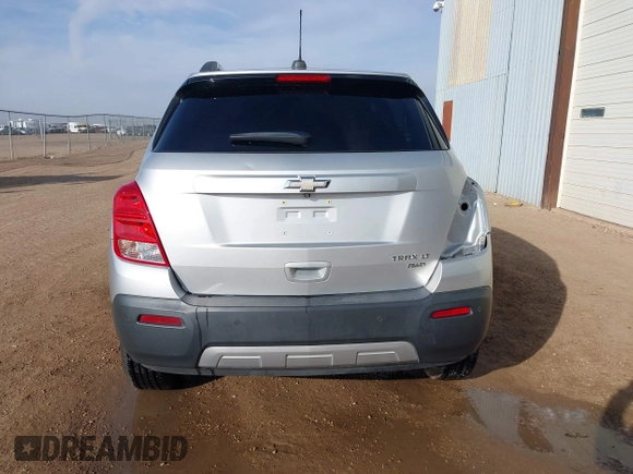 2015 Chevrolet Trax LT with VIN 3GNCJRSB0FL172030, listed as a IAAI auction lot 41523985 with 82,427 mi miles. Bid and sale history available at carsss.com. Image 17.