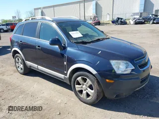 2014 Chevrolet Captiva Sport LS z VIN 3GNAL2EK7ES565631, wystawiony jako IAAI lot #39311924 z przebiegiem 129 600 mil mil oraz . Historia ofert i sprzedaży dostępna na DreamBid. Obrazek 1.