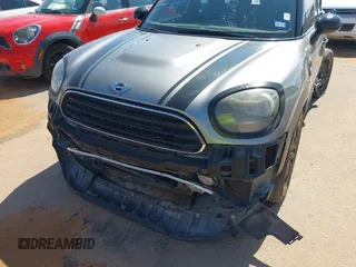 2018 MINI Countryman Cooper z VIN WMZYS7C3XJ3E08133, wystawiony jako IAAI lot #42623073 z przebiegiem 170 589 mil mil oraz . Historia ofert i sprzedaży dostępna na DreamBid. Obrazek 17.
