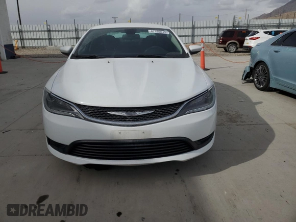 2016 Chrysler 200 LX with VIN 1C3CCCFB3GN185760, listed as a Copart auction lot 47196615 with 89,766 mi miles and Salvage Title. Bid and sale history available at carsss.com. Image 5.