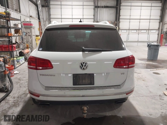 2016 Volkswagen Touareg Sport с VIN WVGEF9BP2GD010630, выставлен на аукционе IAAI как лот 41837326 с пробегом 178 640 миль миль и . История ставок и продаж доступна на DreamBid. Изображение 16.