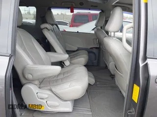 2012 Toyota Sienna XLE AAS with VIN 5TDYK3DC0CS252965, listed as a IAAI auction lot 42059909 with 321,983 mi miles and . Bid and sale history available at carsss.com. Image 8.