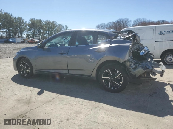 2024 Nissan Sentra SV z VIN 3N1AB8CV7RY210170, wystawiony jako Copart lot #50139085 z przebiegiem 27 170 mil mil oraz Szkoda całkowita • Salvage title. Historia ofert i sprzedaży dostępna na DreamBid. Obrazek 2.