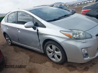2010 Toyota Prius II with VIN JTDKN3DU3A0035772, listed as a IAAI auction lot 41890969 with 198,914 mi miles. Bid and sale history available at carsss.com. Image 6.