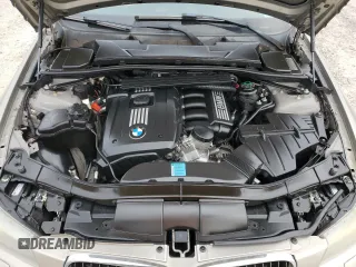 2011 BMW 3 Series 328i xDrive with VIN WBAUU3C53BA541651, listed as a Copart auction lot 88011515 with 232,279 mi miles and Salvage Title. Bid and sale history available at DreamBid. Image 12.
