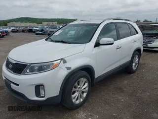 2015 Kia Sorento EX with VIN 5XYKU4A71FG647090, listed as a IAAI auction lot 42100215 with 121,842 mi miles. Bid and sale history available at carsss.com. Image 18.