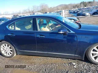 2010 Lexus LS 460 с VIN JTHCL5EFXA5005823, выставлен на аукционе IAAI как лот 41322153 с пробегом 194 886 миль миль и . История ставок и продаж доступна на DreamBid. Изображение 13.