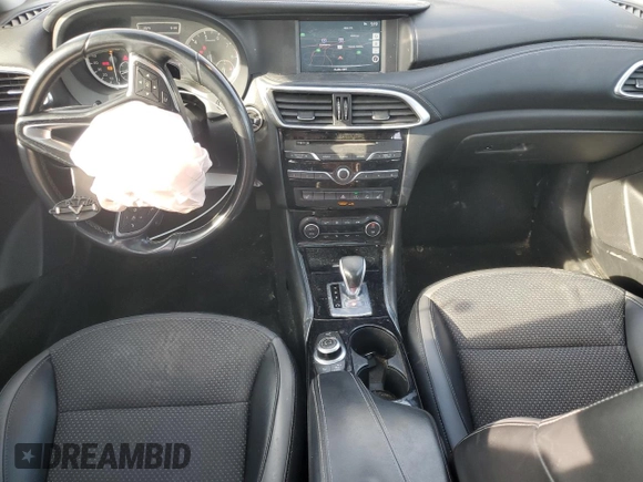 2019 Infiniti QX30 Luxe z VIN SJKCH5CR5KA004777, wystawiony jako Copart lot #48588875 z przebiegiem 141 230 mil mil oraz Szkoda całkowita • Salvage title. Historia ofert i sprzedaży dostępna na DreamBid. Obrazek 8.