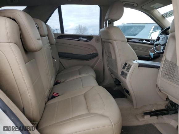 2012 Mercedes-Benz M-Class ML 350 BlueTEC with VIN 4JGDA2EB5CA094617, listed as a Copart auction lot 43713155 with 212,752 mi miles and Clean Title. Bid and sale history available at carsss.com. Image 10.