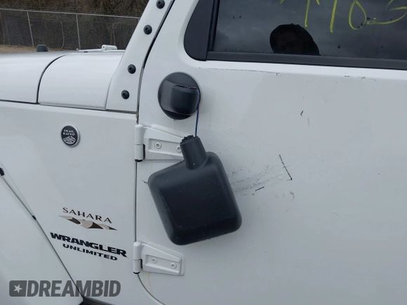 2017 Jeep Wrangler Unlimited Sahara with VIN 1C4BJWEG4HL752776, listed as a IAAI auction lot 41834737 with 110,791 mi miles. Bid and sale history available at carsss.com. Image 13.